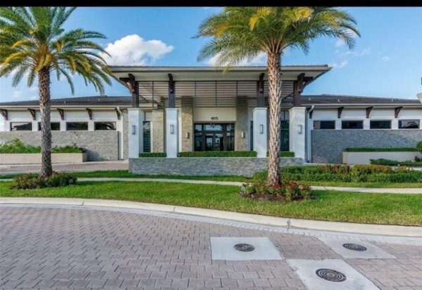 8810 NW 155th Miami Lakes, FL 33018