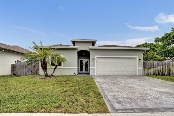 434 NW 21st Pompano Beach, FL 33069