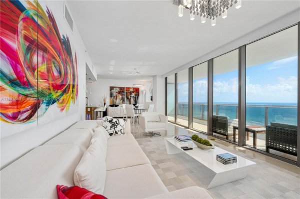 5875 Collins Ave #1202 Miami Beach, FL 33140