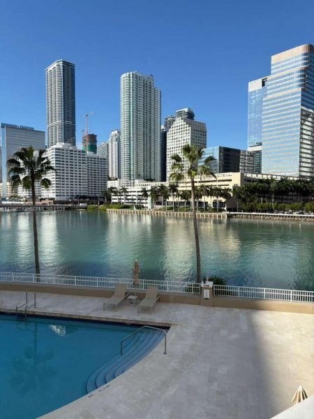 701 Brickell Key Blvd #1105 Miami, FL 33131