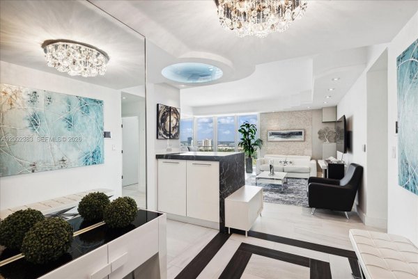 19707 Turnberry Way #PH-D Aventura, FL 33180