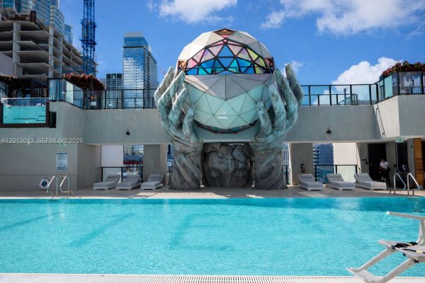 20 NE 11st St #3403B Miami, FL 33132