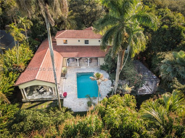 4867 SW 82nd St Miami, FL 33143