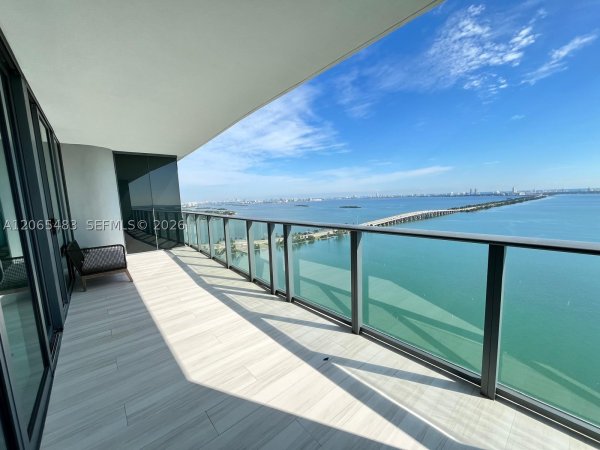 3131 NE 7th Ave #3003 Miami, FL 33137
