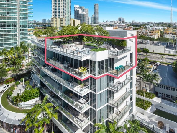 801 S Pointe Dr #PH 2 Miami Beach, FL 33139