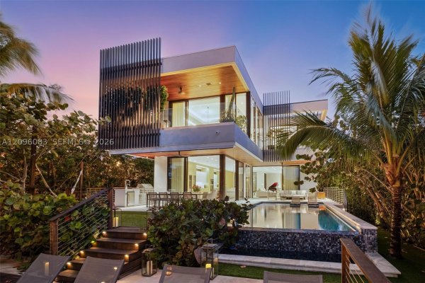 226 W Rivo Alto Dr Miami Beach, FL 33139