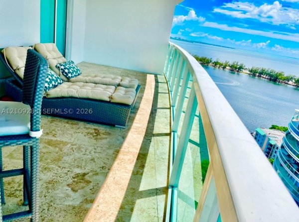 2101 Brickell Ave #2110 Miami, FL 33129