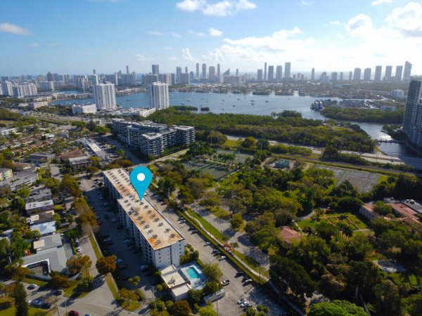16851 NE 23rd #A408 North Miami Beach, FL 33160