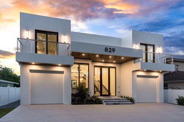 829 SW 11th Fort Lauderdale, FL 33315