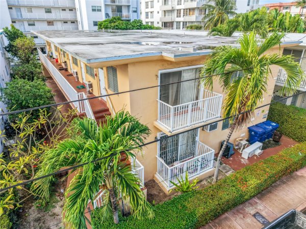 7720 Harding #1 Miami Beach, FL 33141