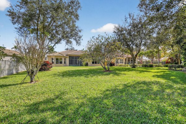 8605 Vintage Reserve Lake Worth, FL 33467