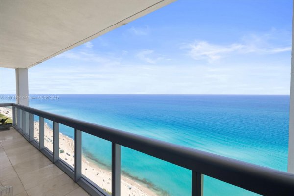 6899 Collins Ave #2707 Miami Beach, FL 33141