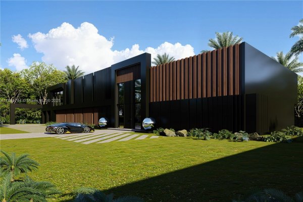 13500 SW 69th Ave Pinecrest, FL 33156