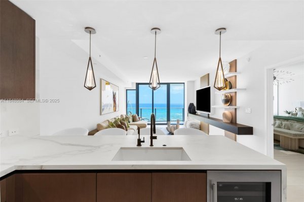 1116 N Ocean Blvd #504 Pompano Beach, FL 33062