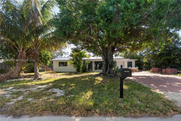 454 Dover Rd Jupiter, FL 33469