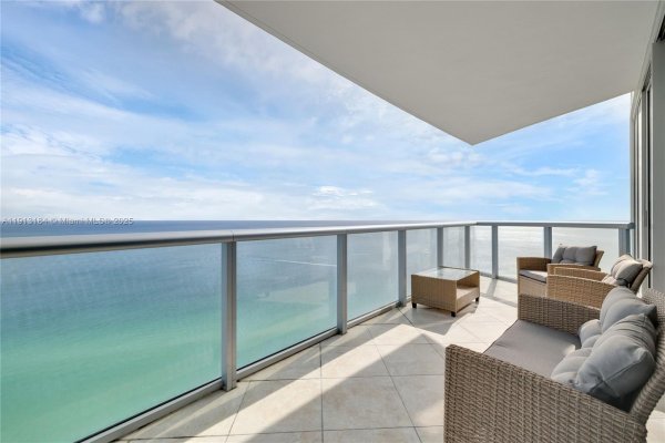 17001 Collins Ave #3002 Sunny Isles Beach, FL 33160