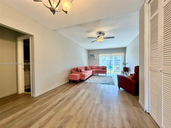 13105 Ixora Ct #116 North Miami, FL 33181