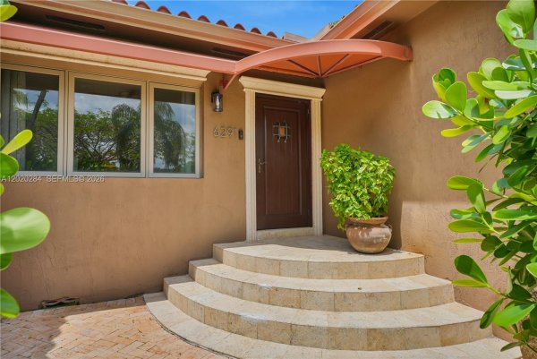 6291 SW 50th St Miami, FL 33155