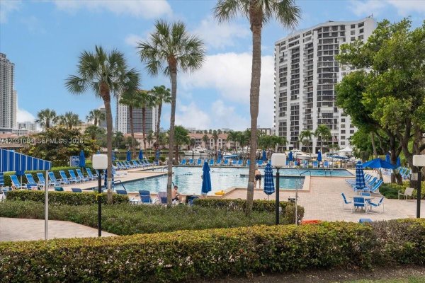 600 Three Iss Blvd #1413 Hallandale Beach, FL 33009