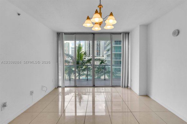 79 SW 12th St #1210 Miami, FL 33130