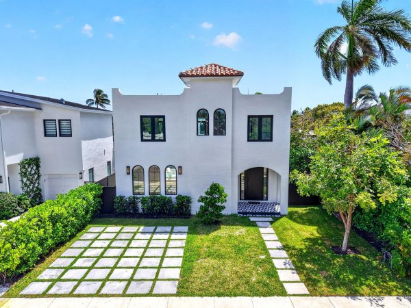 312 Plymouth West Palm Beach, FL 33405