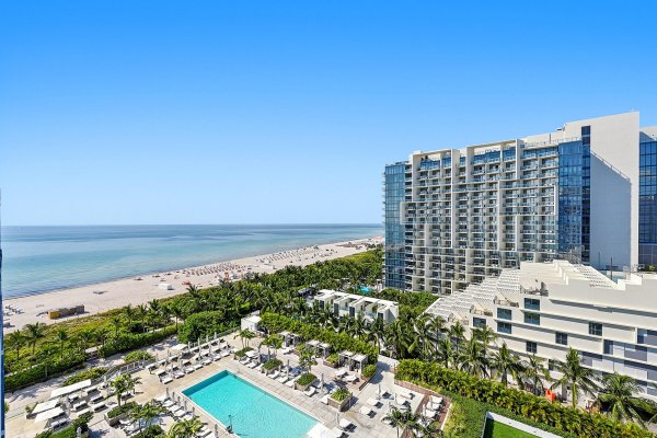 2301 Collins #1205 Miami Beach, FL 33139
