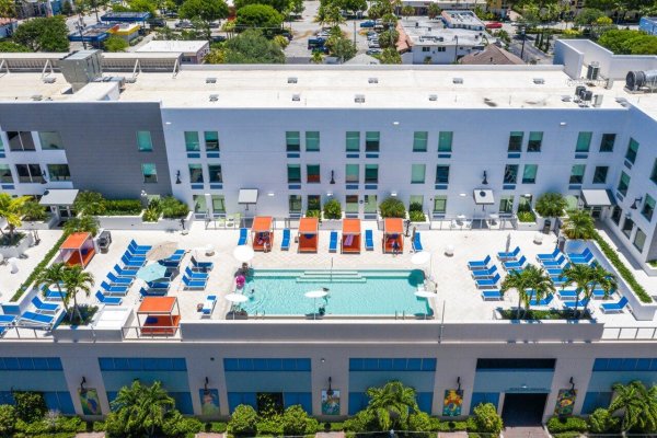 236 SE Fifth #303 Delray Beach, FL 33483