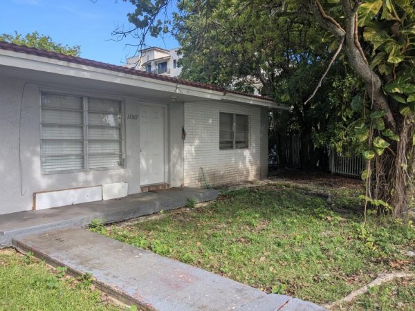 17367 SW 95th #17367 Palmetto Bay, FL 33157