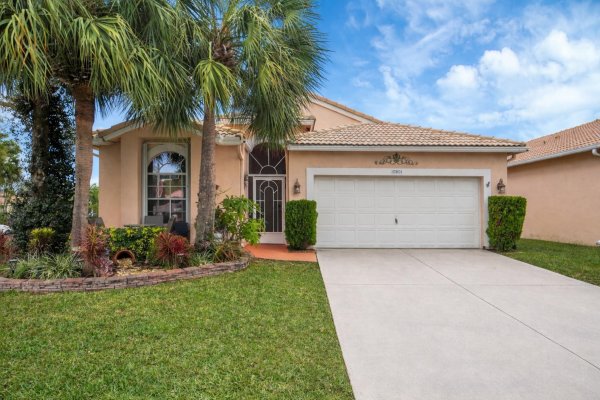 10801 Grant Boynton Beach, FL 33437
