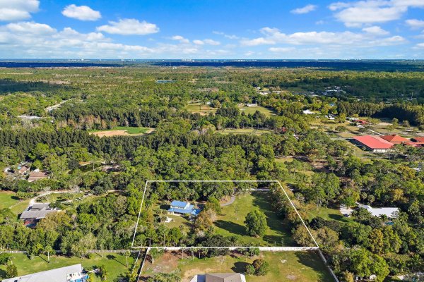 17375 Thunder Jupiter, FL 33478