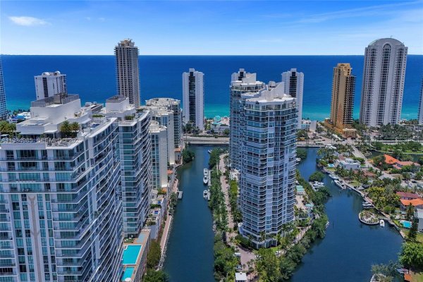 300 Sunny Isles Blvd #4-TS-04 Sunny Isles Beach, FL 33160