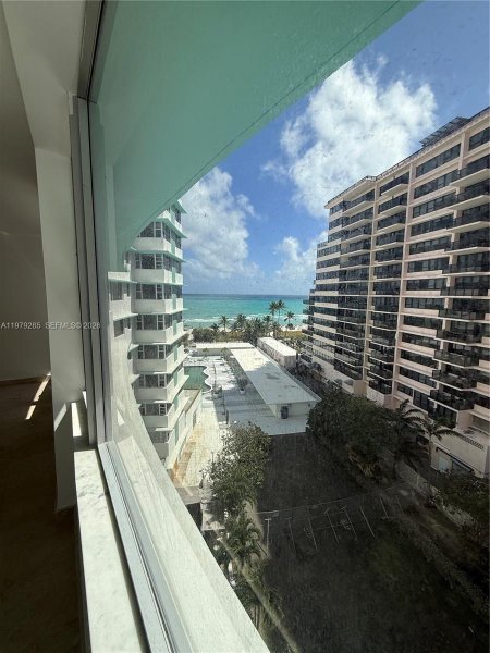 5255 Collins Ave #7B Miami Beach, FL 33140