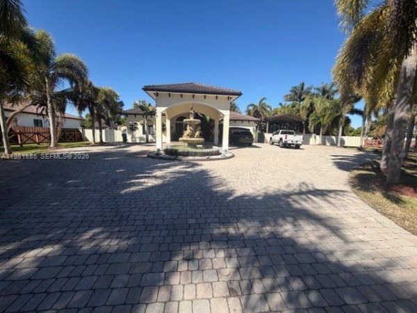 29400 SW 168th Ct Homestead, FL 33030