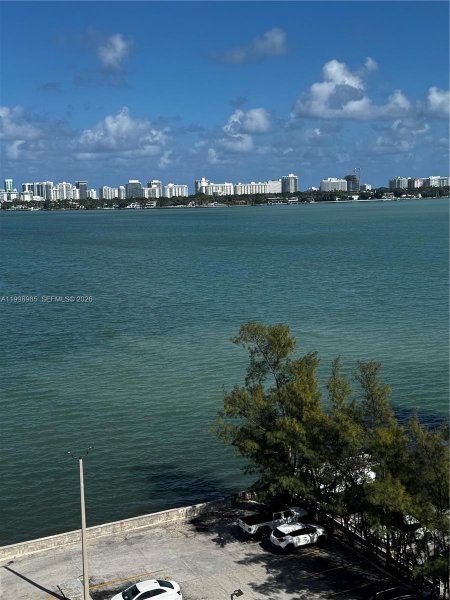 7545 E Treasure Dr #9K North Bay Village, FL 33141