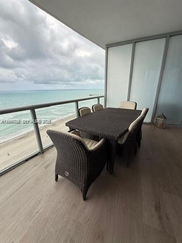 17121 Collins Ave #1207 Sunny Isles Beach, FL 33160