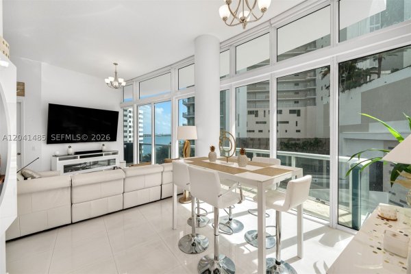 480 NE 30th St #501 Miami, FL 33137