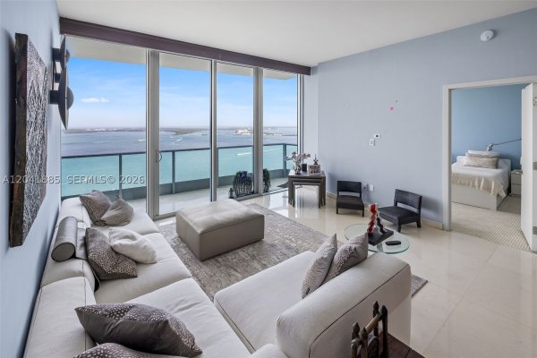1331 Brickell Bay Dr #2909 Miami, FL 33131