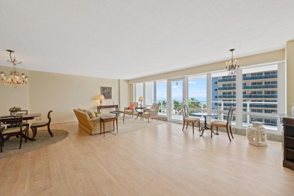 4100 Galt Ocean Dr #408 Fort Lauderdale, FL 33308