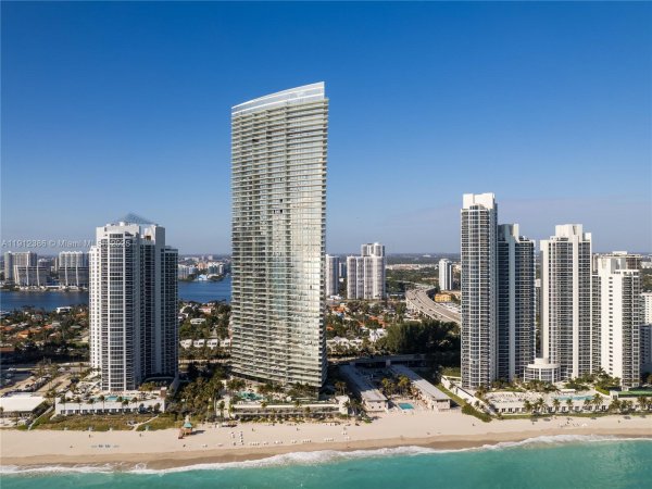 18975 Collins Ave #905 Sunny Isles Beach, FL 33160