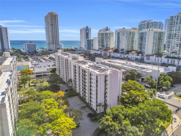 16909 N Bay Rd #217 Sunny Isles Beach, FL 33160
