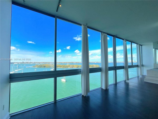 7934 West Dr #705 North Bay Village, FL 33141