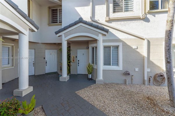 120 SW 109th Ave #18 Sweetwater, FL 33174