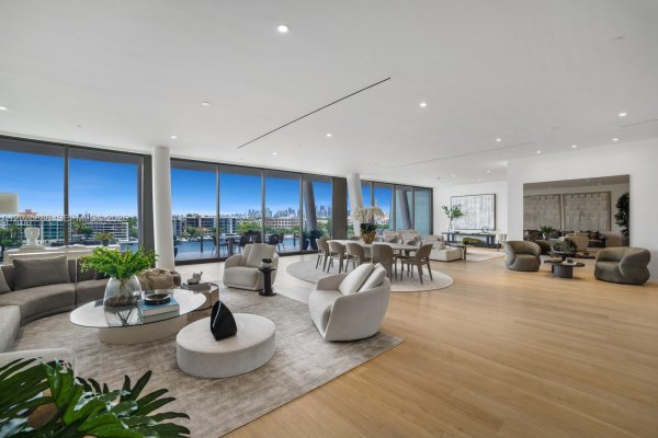 5 Grove Isle #PH-L05 Coconut Grove, FL 33133