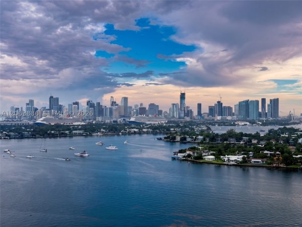 9 Island Ave #2306 Miami Beach, FL 33139