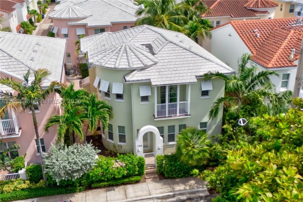 1749 NE 9th St Fort Lauderdale, FL 33304