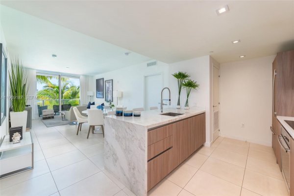 401 N Birch Rd #502 Fort Lauderdale, FL 33304