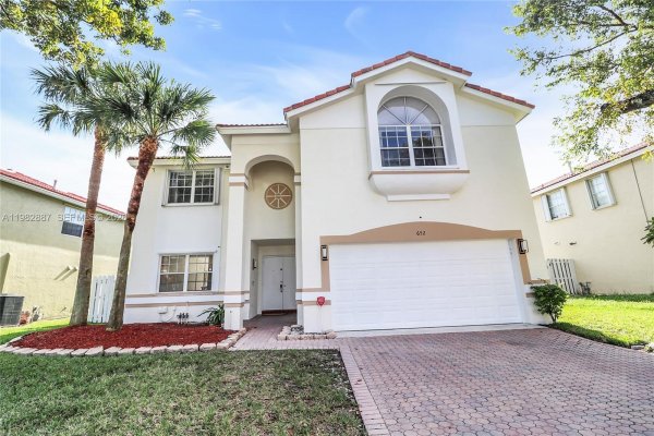 652 NW 133rd Dr Plantation, FL 33325