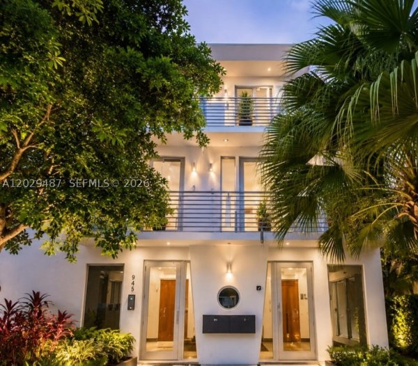 945 Michigan Ave #5 Miami Beach, FL 33139