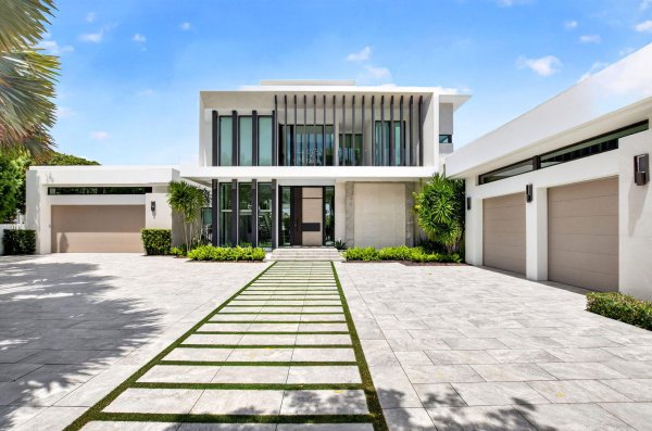 6960 Lake Estates Boca Raton, FL 33496