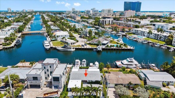 1322 Cordova Rd Fort Lauderdale, FL 33316